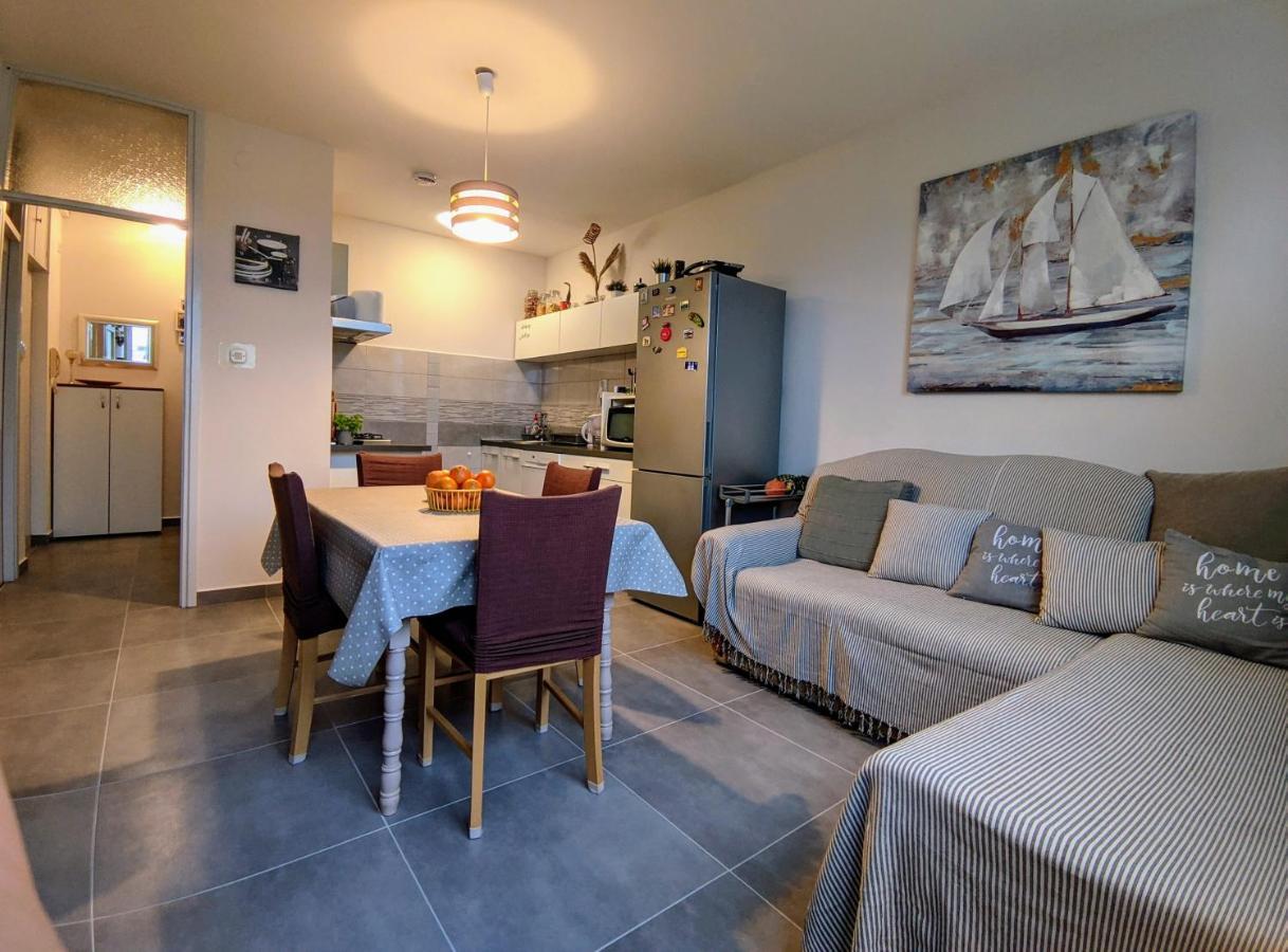 Apartments Zara- Zd Екстериор снимка