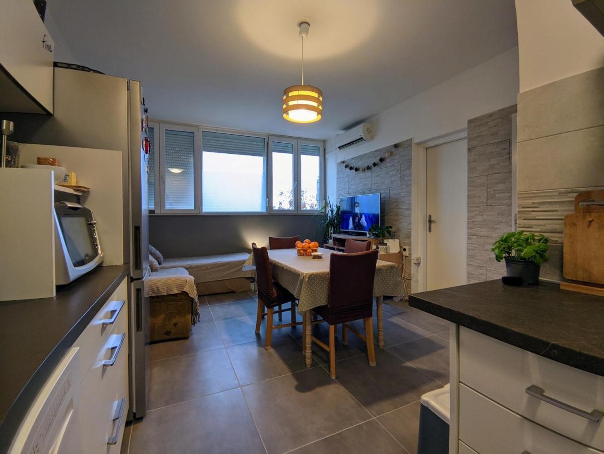 Apartments Zara- Zd Екстериор снимка