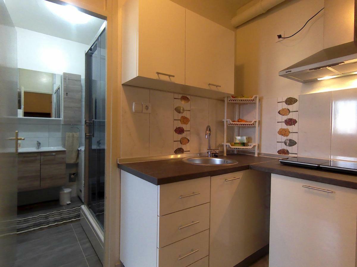 Apartments Zara- Zd Екстериор снимка